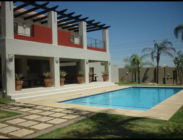2 BEDROOM PROPERTY TO RENT IN SUNNINGHILL
